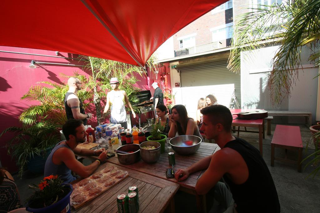 Zing Backpackers Hostel Сидни Екстериор снимка