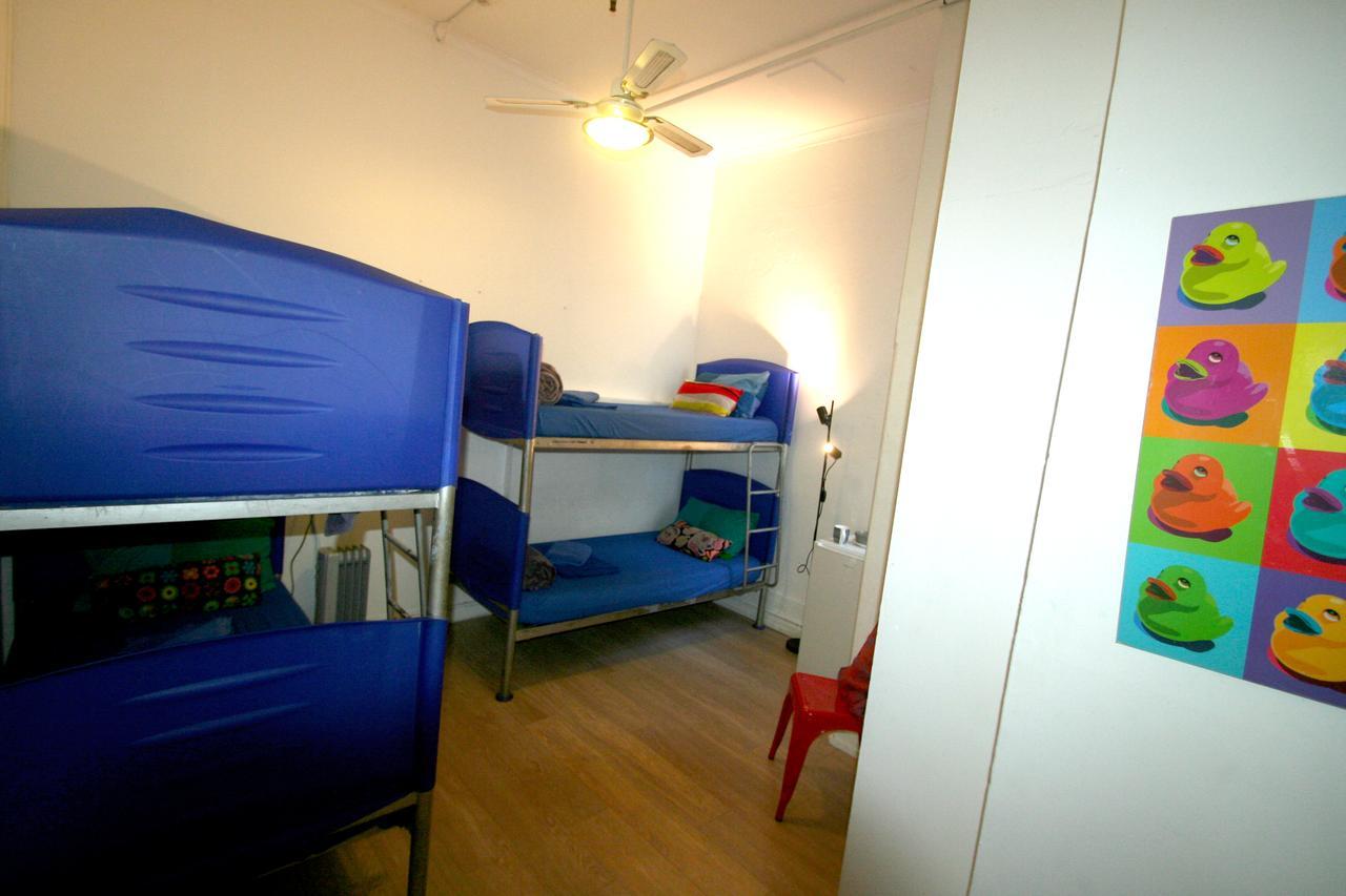 Zing Backpackers Hostel Сидни Екстериор снимка